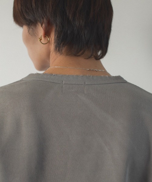 CAMPHOR WOOD(カンファーウッド)の「damage fade processing cw logo sweat / ダメージフェード加工スウェット(スウェット・メンズ・グレー/レッド・SMALL/LARGE/MEDIUM)」の12枚目の写真