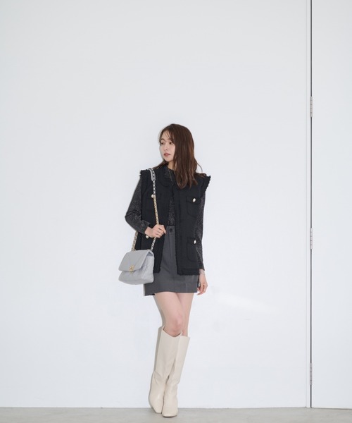 MOCOA'S（モコアズ）の「スパークルラメニットトップス（Tシャツ/カットソー・レディース・ブラック/グレー・FREE）」の14枚目の写真