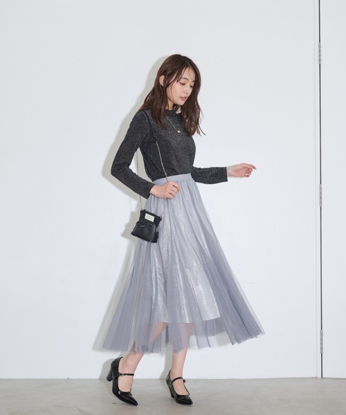 MOCOA'S（モコアズ）の「スパークルラメニットトップス（Tシャツ/カットソー・レディース・ブラック/グレー・FREE）」の20枚目の写真