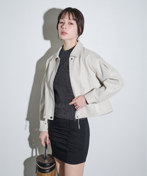 MOCOA'S（モコアズ）の「スパークルラメニットトップス（Tシャツ/カットソー・レディース・ブラック/グレー・FREE）」の9枚目の写真