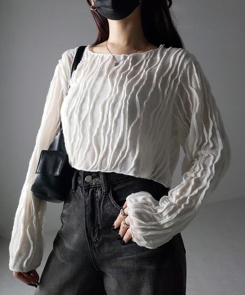 me+em select(ミームセレクト)の「【 2color 】クリンクルショートシアーカットソートップス(Tシャツ/カットソー・レディース・アイボリー/ブラック・FREE)」の7枚目の写真