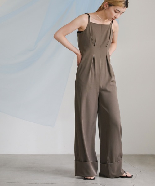 select MOCA（セレクトモカ）の「ロールアップフロントタック