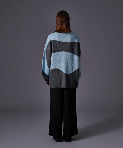 ONCILY(オンシェリー)の「WAVE PATTERN KNIT CARDIGAN/ ウェーブニットカーディガン(カーディガン/ボレロ・メンズ・ブルー/ベージュ・LARGE/MEDIUM)」の5枚目の写真