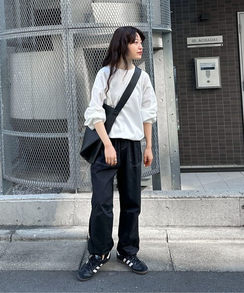 feepur(フェピュール)の「裾スピンドルオーバーロンT(Tシャツ/カットソー・レディース・オフホワイト/オートミール/ブラック・MEDIUM)」の8枚目の写真