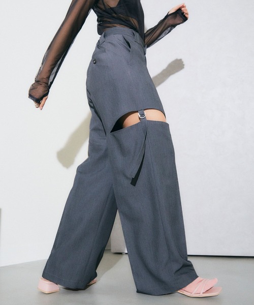 ELLEgirl（エルガール）の「サイドカットデザインワイドパンツ【ELLEgirl/エル ガール】（スラックス・レディース・チャコールグレー/ブラック・S/M）」の15枚目の写真
