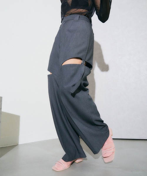 ELLEgirl（エルガール）の「サイドカットデザインワイドパンツ【ELLEgirl/エル ガール】（スラックス・レディース・チャコールグレー/ブラック・S/M）」の16枚目の写真