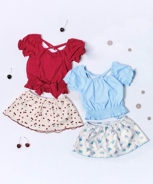 apres les cours（アプレレクール）の「【リンク】さくらんぼ・花柄ホルターパフスリーブセパレート水着（水着・キッズ・サックスブルー/レッド・80/90/100/110/120/130/140）」の6枚目の写真