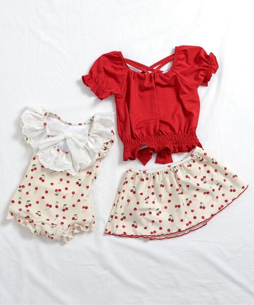 apres les cours（アプレレクール）の「【リンク】さくらんぼ・花柄ホルターパフスリーブセパレート水着（水着・キッズ・サックスブルー/レッド・80/90/100/110/120/130/140）」の7枚目の写真