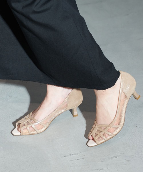 Mode et Jacomo（モードエジャコモ）の「チュールオープントゥパンプス（パンプス・レディース・ゴールド/ブラック/ラベンダー・23cm/24.5cm/24cm/23.5cm/22.5cm）」の3枚目の写真