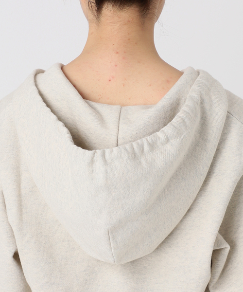 SLOBE citron.(スローブシトロン)の「SLOBE citron. apartment ロゴパーカー(パーカー・レディース・オートミール/ネイビー・FREE)」の16枚目の写真