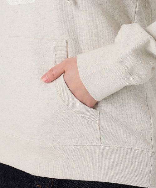 SLOBE citron.(スローブシトロン)の「SLOBE citron. apartment ロゴパーカー(パーカー・レディース・オートミール/ネイビー・FREE)」の19枚目の写真