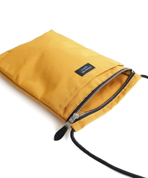 STANDARD SUPPLY(スタンダードサプライ)の「スタンダードサプライ / SIMPLICITY シンプリシティ / SLING PURSE L スリングパースエル(ショルダーバッグ・レディース・グリーン/ダークパープル/ブラック/ブルー/チャコールグレー/グレー/サンドベージュ/マスタード/モカ/レッド/ダークネイビー/ケリーグリーン/アイボリー・FREE)」の20枚目の写真