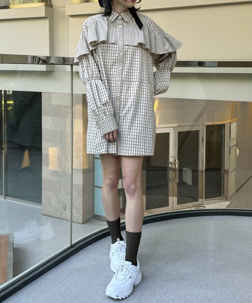 NICOLE CLUB(ニコル クラブ)の「チェックフリルチュニック(シャツ/ブラウス・レディース・ベージュ/ブラック・MEDIUM)」の12枚目の写真