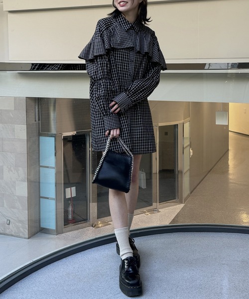 NICOLE CLUB(ニコル クラブ)の「チェックフリルチュニック(シャツ/ブラウス・レディース・ベージュ/ブラック・MEDIUM)」の14枚目の写真