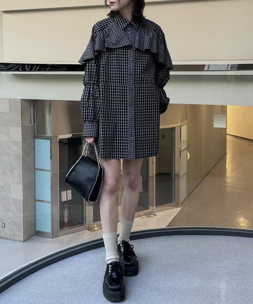 NICOLE CLUB(ニコル クラブ)の「チェックフリルチュニック(シャツ/ブラウス・レディース・ベージュ/ブラック・MEDIUM)」の15枚目の写真