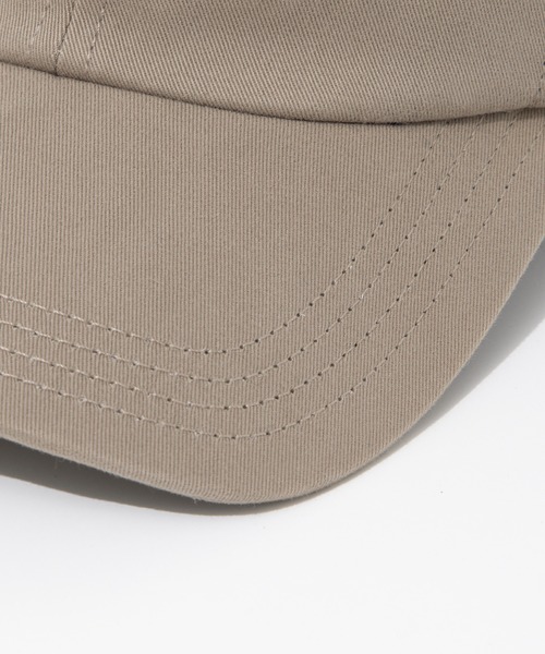 AMI Alexandre Mattiussi（アミアレクサンドルマテュッシ）の「AMI PARIS RED ADC AMI DE COEUR EMBROIDERY CAP アミ パリス  エンブロイダリー キャップ（キャップ・レディース・グレイッシュベージュ/ブルー・FREE）」の12枚目の写真