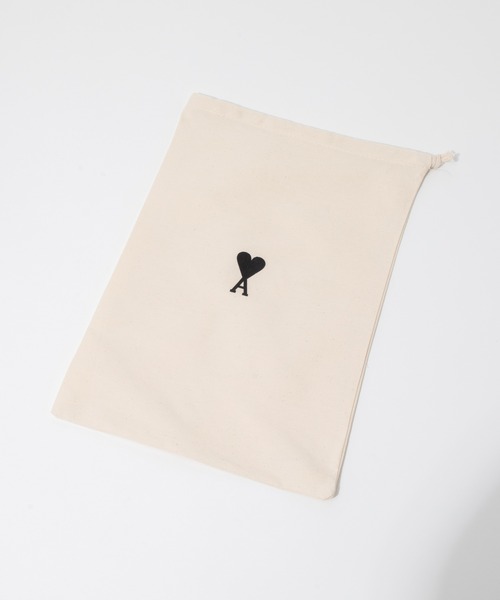 AMI Alexandre Mattiussi（アミアレクサンドルマテュッシ）の「AMI PARIS RED ADC AMI DE COEUR EMBROIDERY CAP アミ パリス  エンブロイダリー キャップ（キャップ・レディース・グレイッシュベージュ/ブルー・FREE）」の7枚目の写真