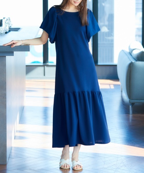 nissen(ニッセン)の「【販売終了】袖切替ティアードワンピース(ワンピース・レディース・ネイビー/ブラック・M/L/LL/S)」の4枚目の写真