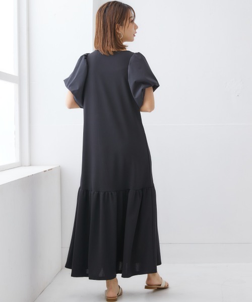nissen(ニッセン)の「【販売終了】袖切替ティアードワンピース(ワンピース・レディース・ネイビー/ブラック・M/L/LL/S)」の11枚目の写真