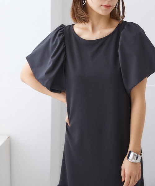 nissen(ニッセン)の「【販売終了】袖切替ティアードワンピース(ワンピース・レディース・ネイビー/ブラック・M/L/LL/S)」の7枚目の写真