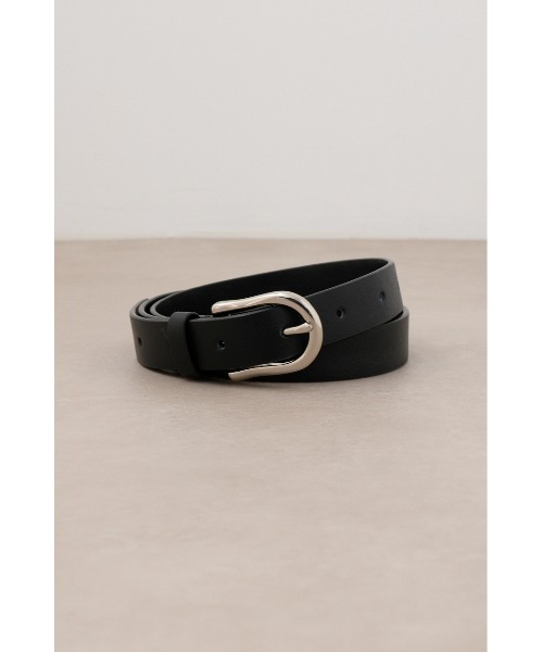 AZUL by moussy（アズールバイマウジー）の「フェイクレザープレーンベルト（ベルト・レディース・ブラック/ブラウン・FREE）」の4枚目の写真