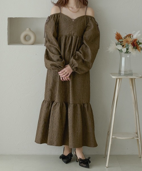 Ambre Neige(アンブルネージュ)の「floating jacquard dress / フクレジャガードワンピース(ワンピース・レディース・アイボリー/ブラック/ダークブラウン・FREE)」の10枚目の写真