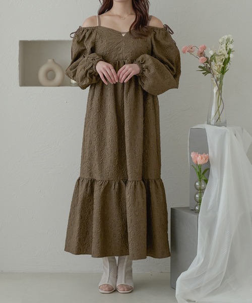 新品　emotionall dresses ジャガードワンピースドレス　ベージュ セール】floating jacquard dress / フクレジャガードワンピース