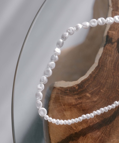 kaene（カエン）の「アシメパール2wayネックレスベルト（ベルト・レディース・オフホワイト・FREE）」の2枚目の写真