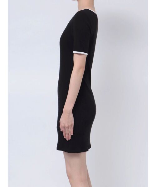 EMODA（エモダ）の「スクエアカットリブワンピース（ワンピース・レディース・ブラック/グレー/ベージュ・FREE）」の20枚目の写真