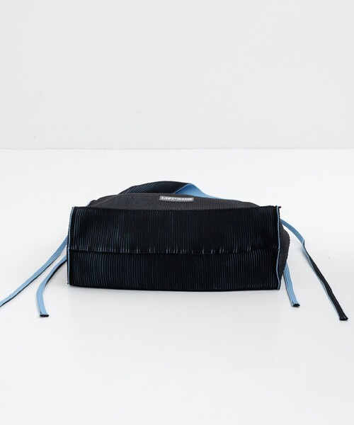 STUDIOUS（ステュディオス）の「【LASTFRAME/ラストフレーム】HINEMOSU BAG（トートバッグ・レディース・ラベンダー/ブラック・FREE）」の4枚目の写真