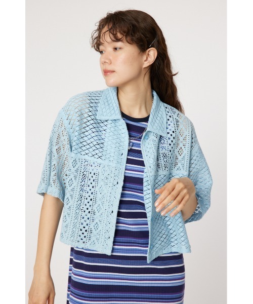 RODEO CROWNS WIDE BOWL（ロデオクラウンズワイドボウル）の「カスタムレースシャツ（シャツ/ブラウス・レディース・ブラック/オフホワイト/サックスブルー・FREE）」の4枚目の写真