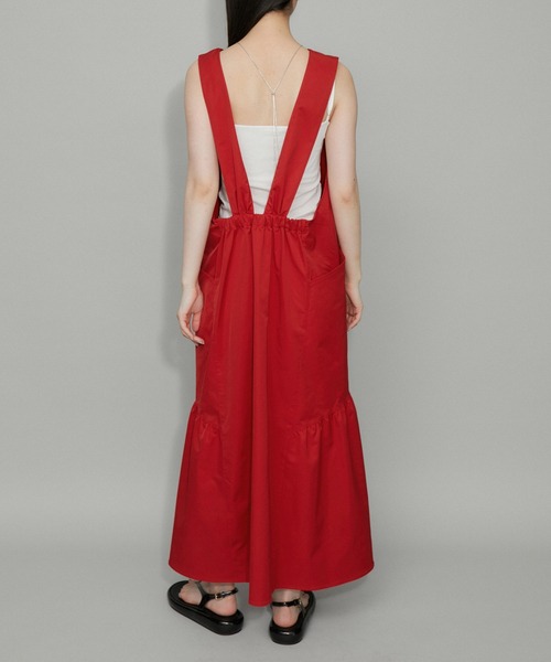 ADAM ET ROPE'（アダムエロペ）の「【WEB限定】Vネックギャザーワンピース（ジャンパースカート・レディース・ブラック/レッド/チャコールグレー・FREE）」の14枚目の写真