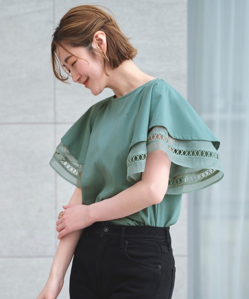 RUIRUE BOUTIQUE(ルイルエブティック)の「洗える | 【異素材MIX】レイヤードスリーブ・Tシャツ | 半袖 ラウンドネック トップス 体型カバー オフィスカジュアル 通勤服 華やか フレアスリーブ レイヤードスリーブ シアー Tシャツ(シャツ/ブラウス・レディース・ベージュ/グリーン/ブラック・S/M/L/LL/3L)」の14枚目の写真