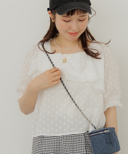 flower(フラワー)の「ペタルラッフルブラウス(シャツ/ブラウス・レディース・ブラック/ホワイト・FREE)」の1枚目の写真