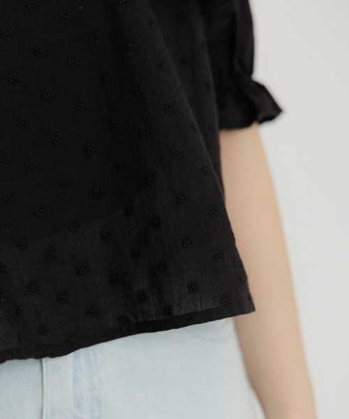 flower(フラワー)の「ペタルラッフルブラウス(シャツ/ブラウス・レディース・ブラック/ホワイト・FREE)」の6枚目の写真