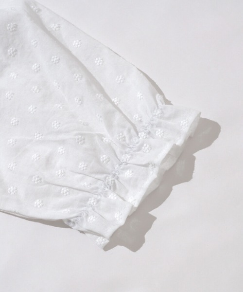 flower(フラワー)の「ペタルラッフルブラウス(シャツ/ブラウス・レディース・ブラック/ホワイト・FREE)」の17枚目の写真