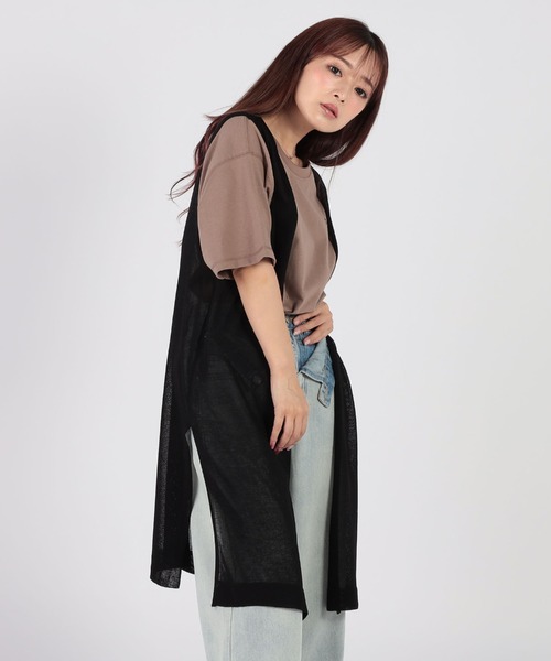 CECIL McBEE(セシルマクビー)の「ノーカラーシアージレ(ベスト・レディース・グレイッシュベージュ/グレー/チャコールグレー/ブラック・MEDIUM)」の2枚目の写真