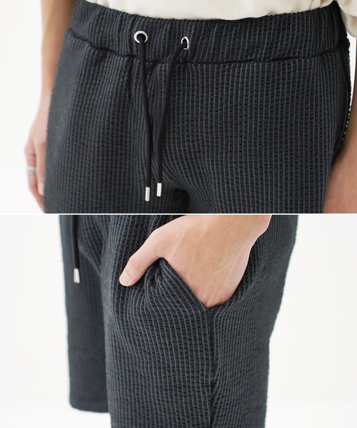 ACQUIESCE(アクイエス)の「スパンシアサッカーショートパンツ(その他パンツ・メンズ・ホワイト×ネイビー/ブラック系その他/ネイビー/ホワイト/ホワイト×グレー/ホワイト×ブルー/ホワイト×ピンク・MEDIUM/X-LARGE/LARGE)」の21枚目の写真