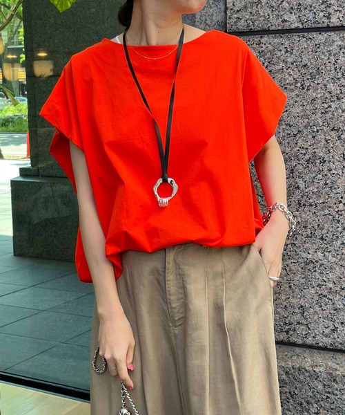 DouDou(ドゥドゥ)の「【WEB限定】 タックショルダープルオーバー(Tシャツ/カットソー・レディース・オレンジ/オフホワイト/ブラック・FREE)」の3枚目の写真