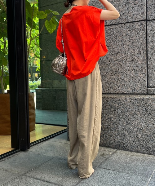 DouDou(ドゥドゥ)の「【WEB限定】 タックショルダープルオーバー(Tシャツ/カットソー・レディース・オレンジ/オフホワイト/ブラック・FREE)」の17枚目の写真