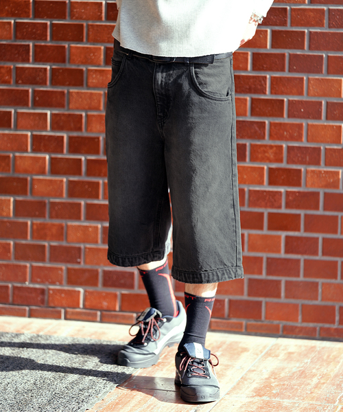 PULP/417EDIFICE(パルプフォーワンセブンエディフィス)の「FADE WIDE DENIM SHORTS(デニムパンツ・メンズ・ベージュ/ブラック・30/32)」の3枚目の写真