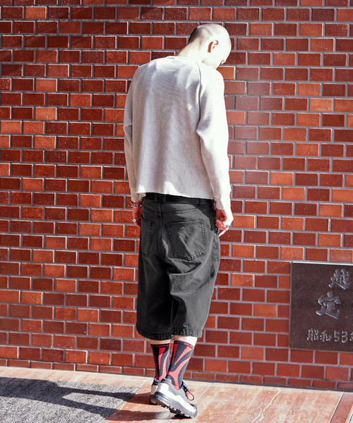 PULP/417EDIFICE(パルプフォーワンセブンエディフィス)の「FADE WIDE DENIM SHORTS(デニムパンツ・メンズ・ベージュ/ブラック・30/32)」の8枚目の写真