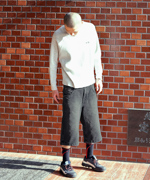 PULP/417EDIFICE(パルプフォーワンセブンエディフィス)の「FADE WIDE DENIM SHORTS(デニムパンツ・メンズ・ベージュ/ブラック・30/32)」の9枚目の写真