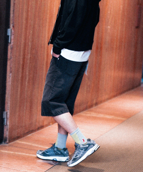 PULP/417EDIFICE(パルプフォーワンセブンエディフィス)の「FADE WIDE DENIM SHORTS(デニムパンツ・メンズ・ベージュ/ブラック・30/32)」の15枚目の写真