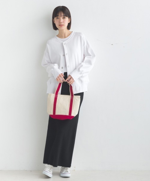 OMNES（オムネス）の「ハニカムストレッチ袖ボリュームカーディガン（カーディガン/ボレロ・レディース・ネイビー/ホワイト/ブラック/アイボリー・FREE）」の14枚目の写真