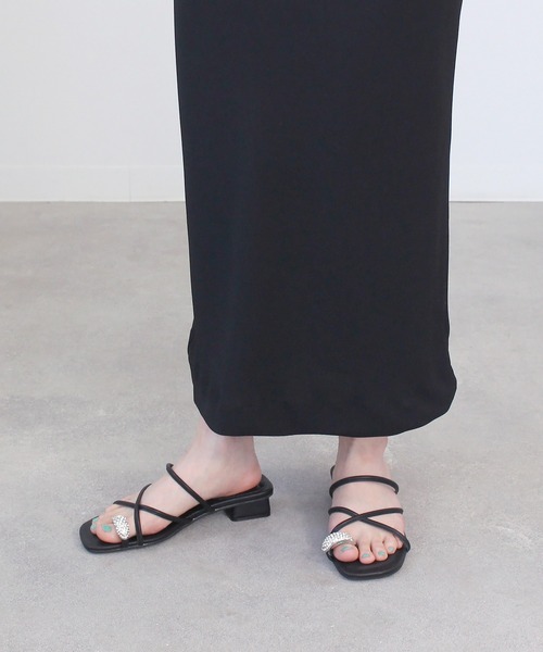 Dhyana.（ディアナドット）の「【Dhyana.】ビジュートングサンダル（サンダル・レディース・ベージュ/ブラック・22.5cm/23.5cm/24.5cm）」の16枚目の写真