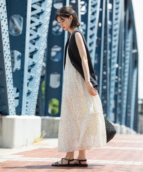 OPAQUE.CLIP（オペークドットクリップ）の「◆ノーカラーVネックジレ【洗濯機洗い可】（ベスト・レディース・ブラック/ライトベージュ・40/38/42）」の16枚目の写真