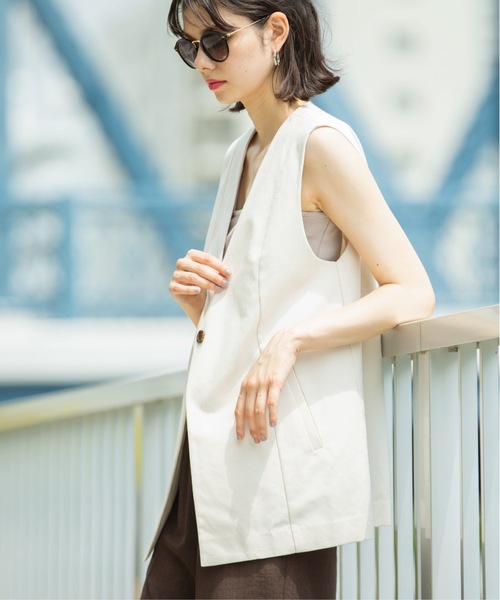 OPAQUE.CLIP（オペークドットクリップ）の「◆ノーカラーVネックジレ【洗濯機洗い可】（ベスト・レディース・ブラック/ライトベージュ・40/38/42）」の3枚目の写真