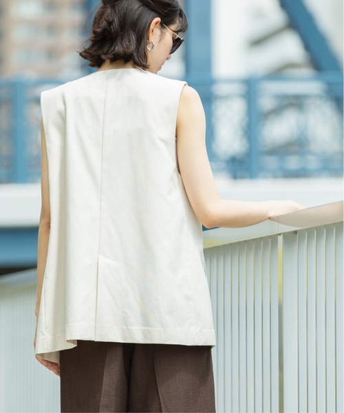 OPAQUE.CLIP（オペークドットクリップ）の「◆ノーカラーVネックジレ【洗濯機洗い可】（ベスト・レディース・ブラック/ライトベージュ・40/38/42）」の5枚目の写真