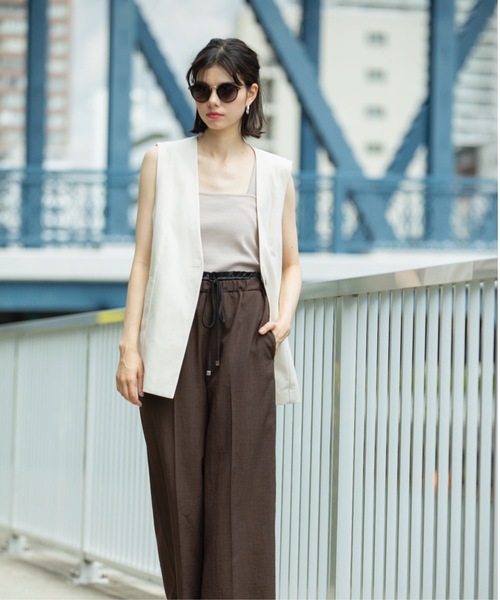 OPAQUE.CLIP（オペークドットクリップ）の「◆ノーカラーVネックジレ【洗濯機洗い可】（ベスト・レディース・ブラック/ライトベージュ・40/38/42）」の7枚目の写真